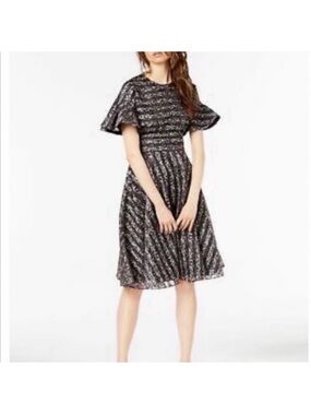 Jill Stuart Black and Light Pink Textured Flutter-Sleeve Midi Dress